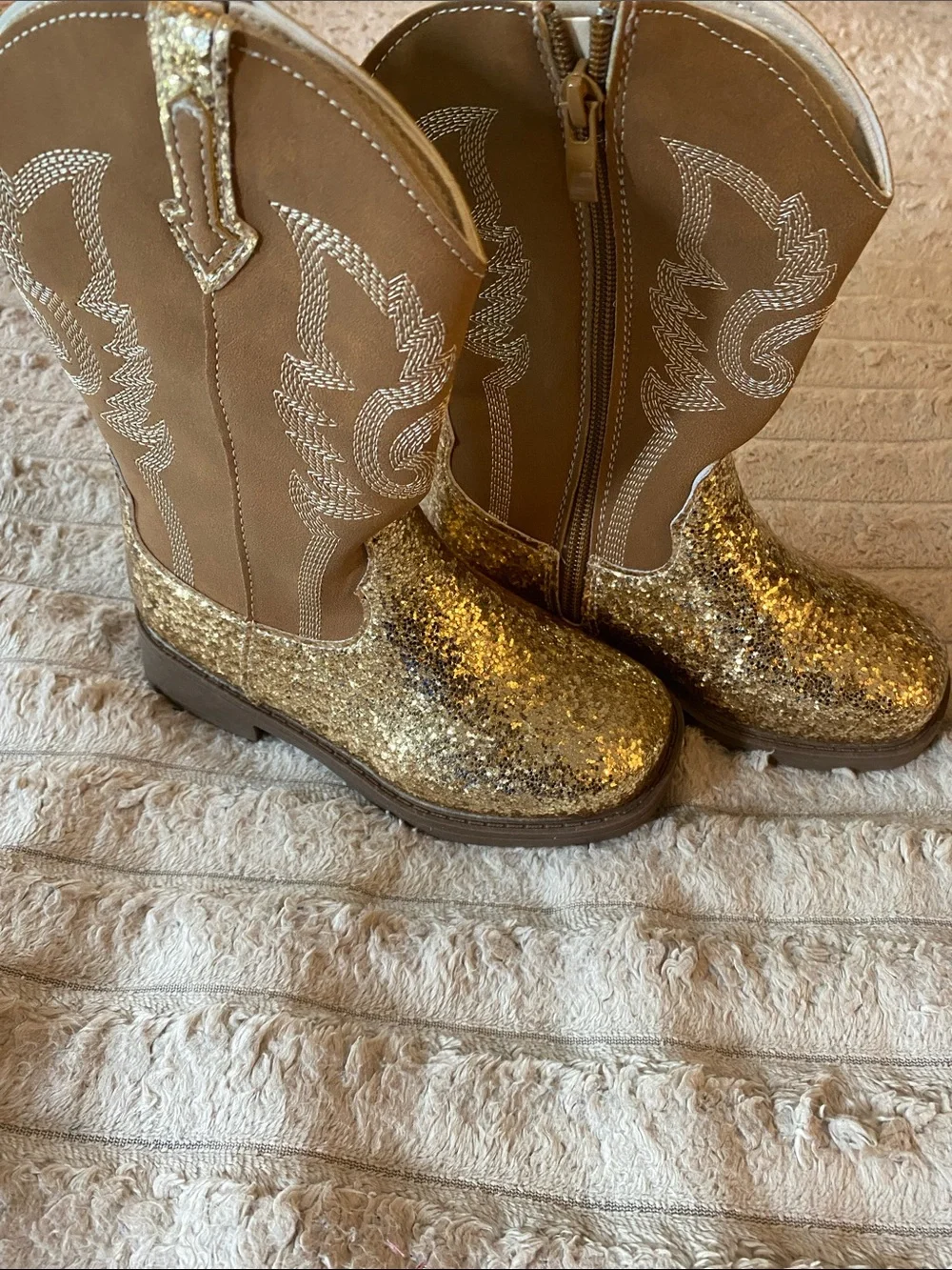 NWOT, Kids Glitter Cowboy Boots - Gold